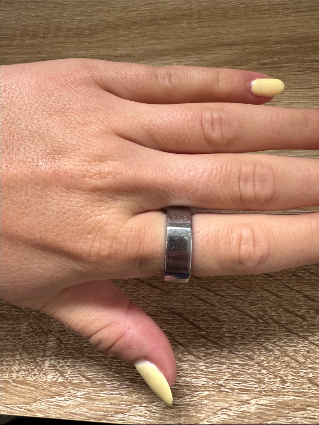 Oura Ring Size 9 Silver Oura Ring Size 9 Silver